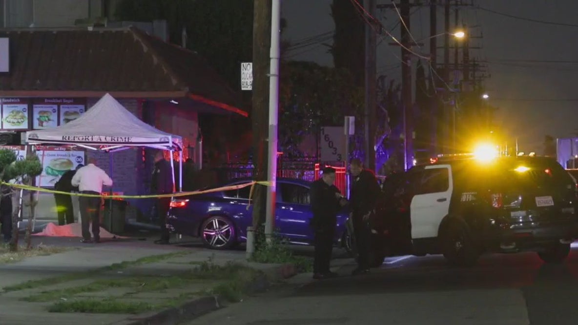 Man shot, killed in Van Nuys parking lot